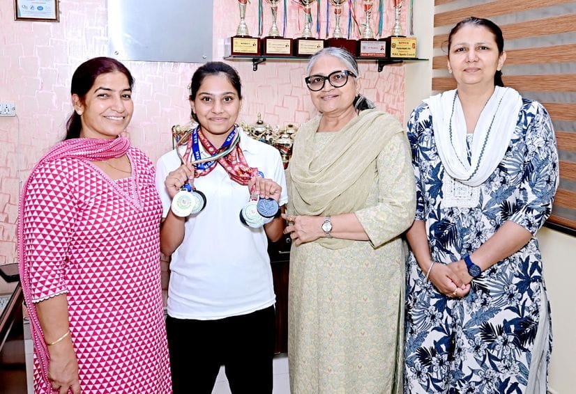 Celebrations welcome after winning 10 medals in various categories of swimming competition