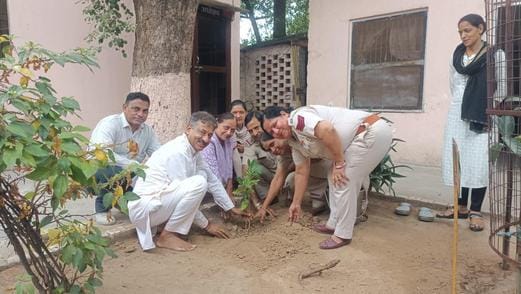 Meditation and Pranayama were conducted for the prisoners in the jail.