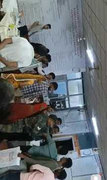 Patient's family members were assaulted by security guards at the medical college.