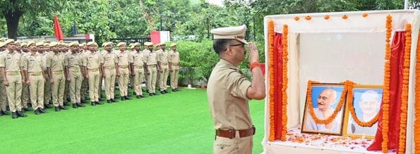 Birth anniversary of Father of the Nation Mahatma Gandhi celebrated in government offices and schools and colleges