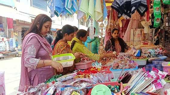 Women are liking artificial bangles and decorative baskets
