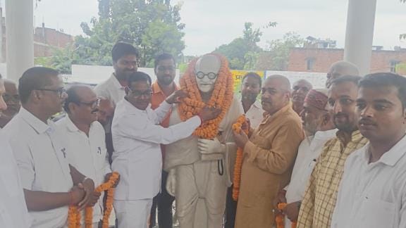 Mahatma Gandhi and Lal Bahadur Shastri remembered on their birth anniversaries