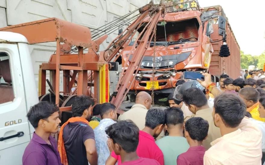 Crane crushes two bike riders