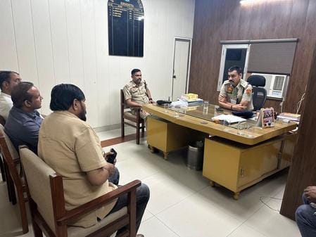 Bhakiyu officials were placed under house arrest, had announced to show black flags.