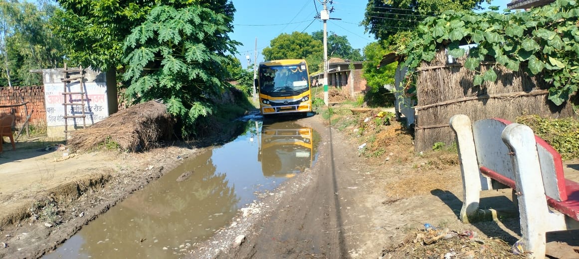 Traffic disrupted due to waterlogging on the road