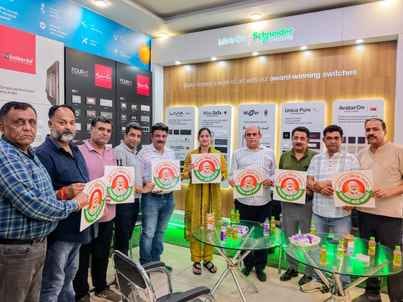 Mayor made shopkeepers aware about the new GST rates