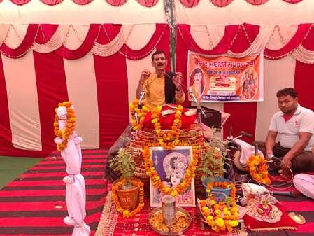 Karma, service and devotion bring salvation: Shivam Shastri