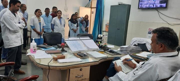 62 employees found absent at Tosham Hospital and PHC; CMO orders salary withholding and departmental action