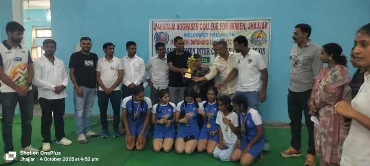 UTD Rohtak team first in Inter Yoga College Championship