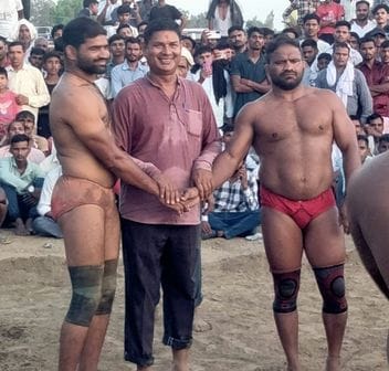 Dangal Kesari match ends in a draw, both teams honoured