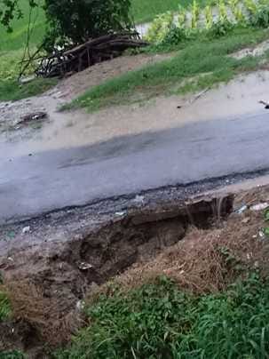 Hole formed on the road near Gagargad, fear of accident