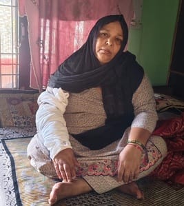 A group of monkeys injured a woman in Kaihadru.
