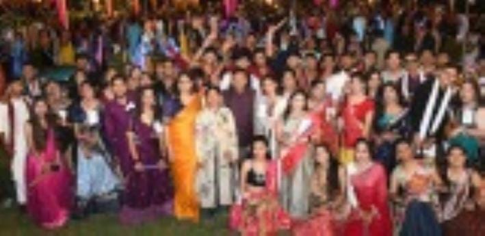 The scattered splendor of Dandiya and Garba dance