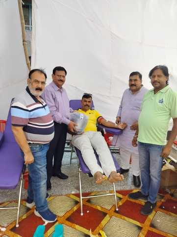 117 units of blood collected in the camp