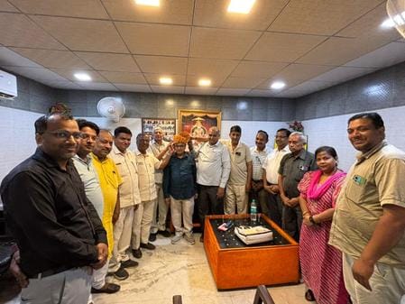 Agarwal Sabha welcomed Suresh Chand Chaudhary.