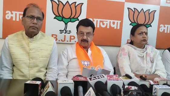 Action will be taken against illegal colonies: Rao Narbir