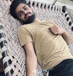 farmer dies of fever, 100 sick