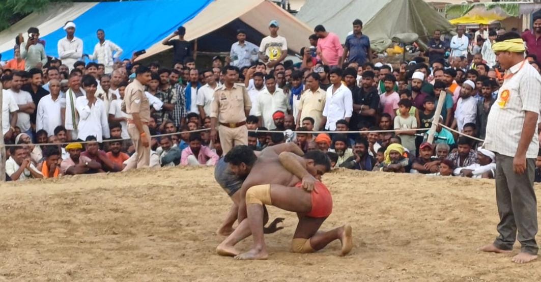 Wrestling final ends in a draw