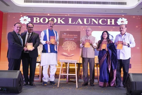 Manmeet Khurana's book released in Lucknow