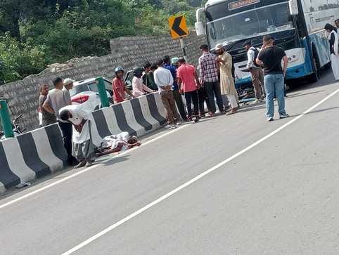 One brother died and the other was injured in the accident.