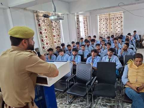 Pulwama, Cyber Awareness, Police Line, Held Meeting