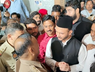 MP Bark, who was on his way to Bareilly, was stopped by the Sambhal police.