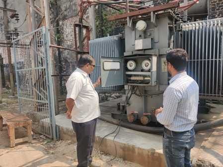 Electricity supply to two thousand houses was cut off for four hours