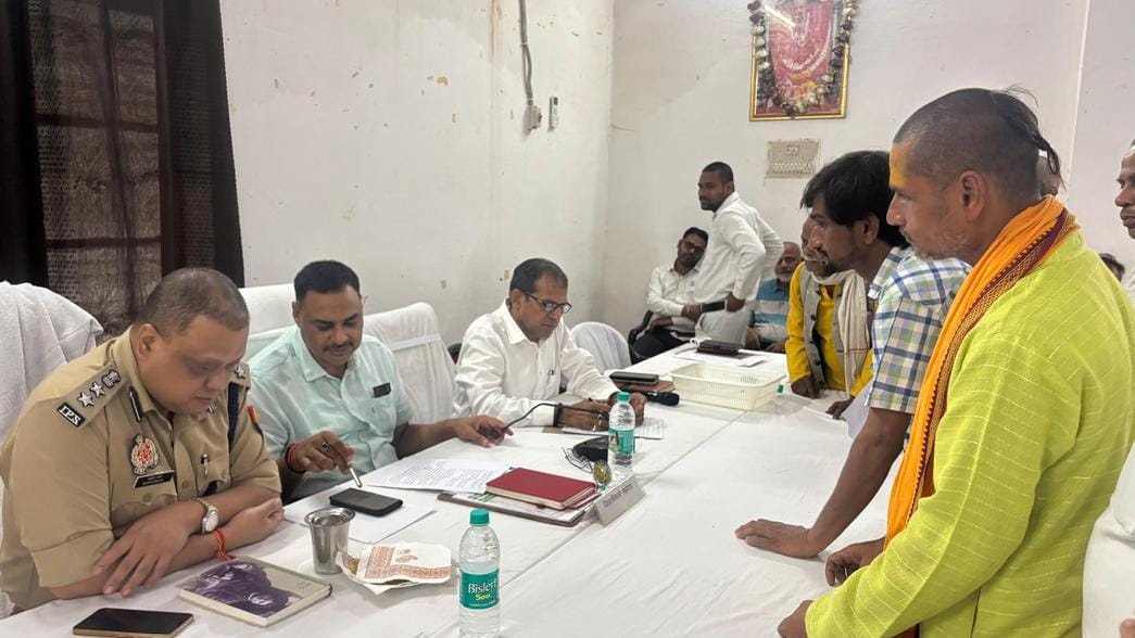 Sampoorna Samadhan Diwas: Even after the stay, pressure is being created for eviction.