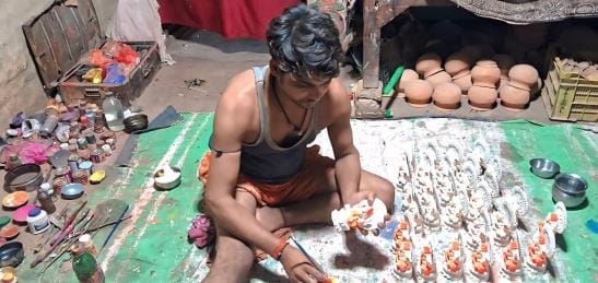 Ashok Kumar is creating a new identity of tradition from clay