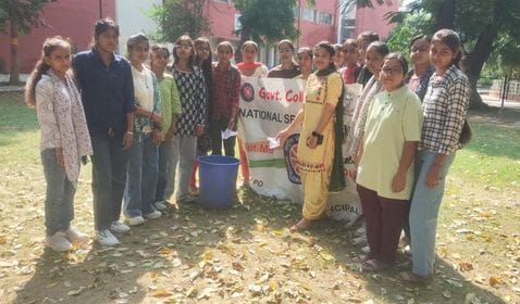 Cleaning of the college campus by organizing NSS camp