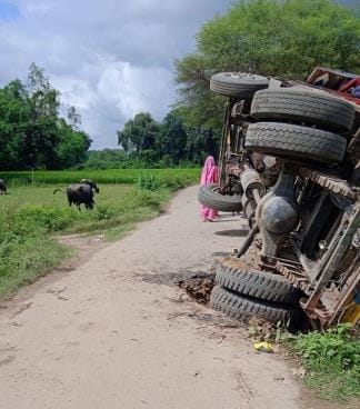 Bridge collapses due to overloaded truck, traffic halted