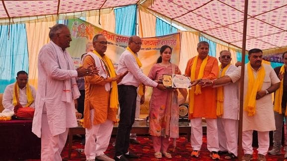 Talents of the goldsmith community were honored.