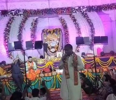 Jagran was held on the birth anniversary of Paramahamsa Baba Jayaram Maharaj.