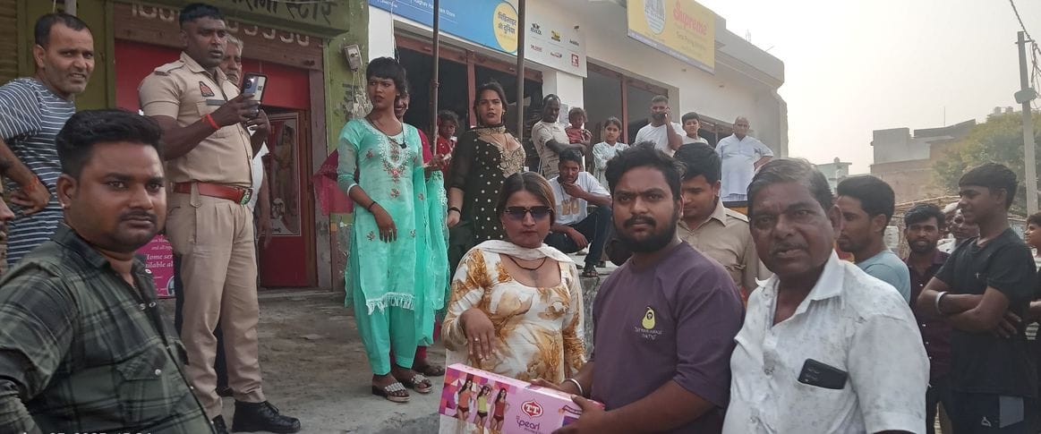 Transgenders forcibly took the goods, police got them back