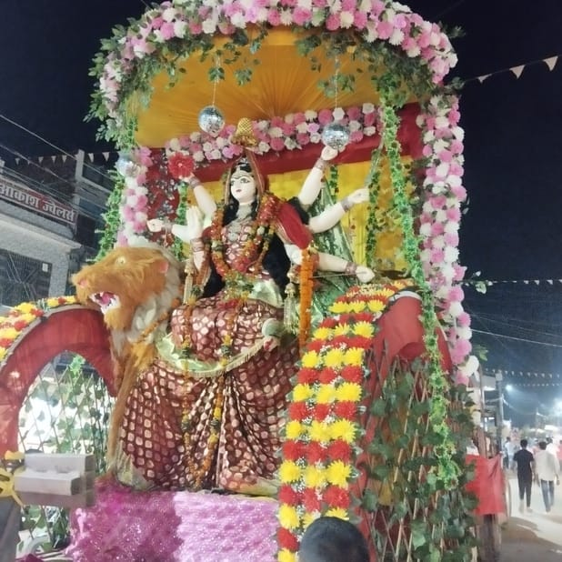 Idol immersion at Munderva, procession featuring attractive tableaux and Tharuvai dance