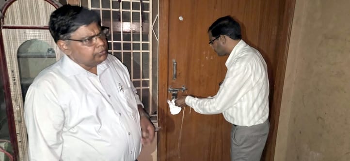 Fake pan masala manufacturing factory busted