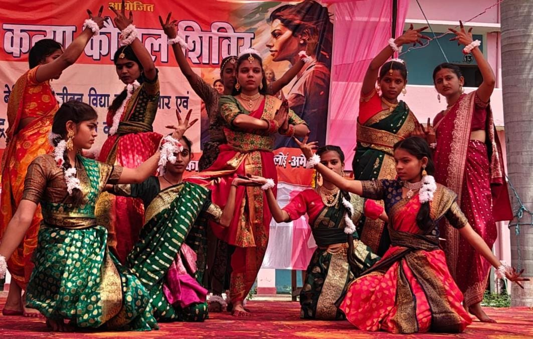 Cultural programs presented by girls