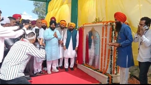 Chief Minister Bhagwant Singh Mann laid the foundation stone of Heritage Street.