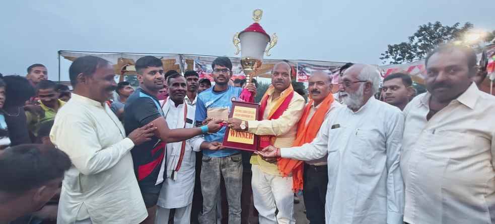 Delhi defeated Panipat to win the trophy