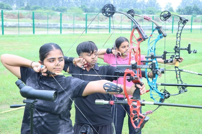 24 players participated in the archery trials.