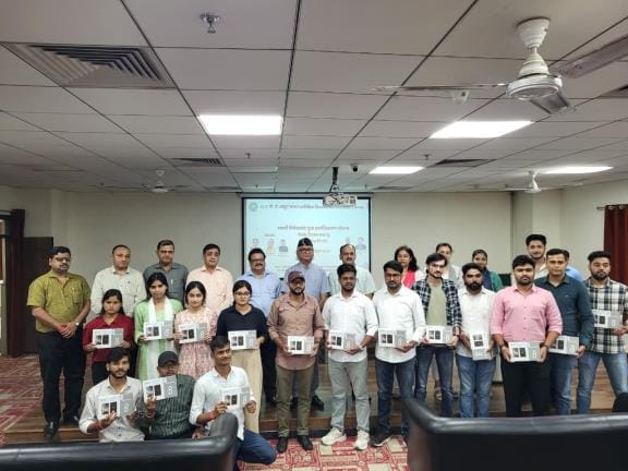 Tablets given to students in AKTU
