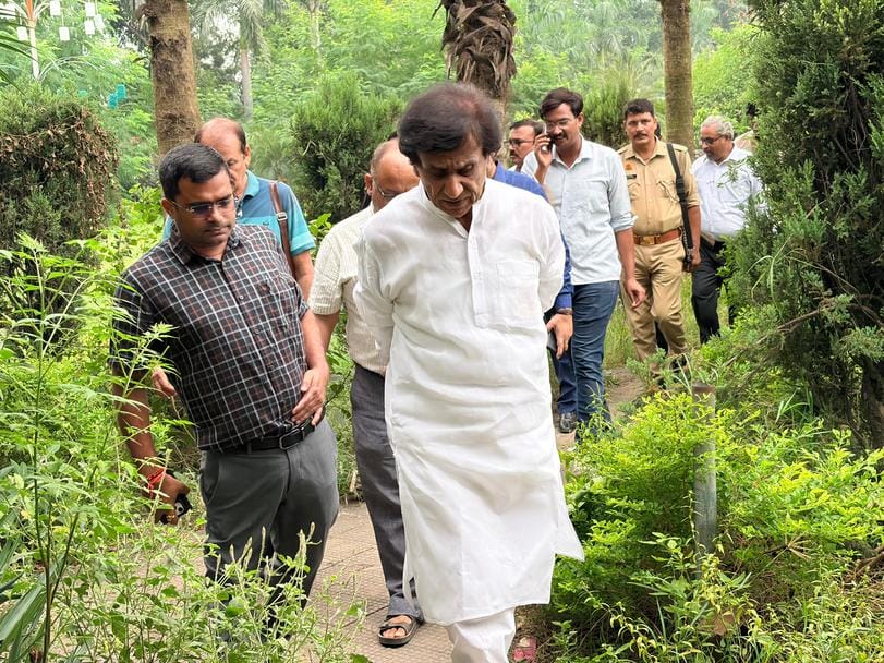 A theme park will be built in Ganganagar and a traffic park will be built at Jail Chungi.