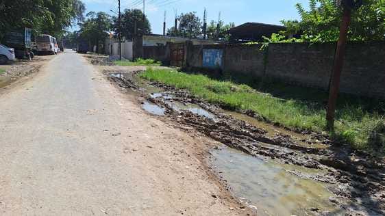 Lack of facilities in the industrial estate, increased maintenance charges