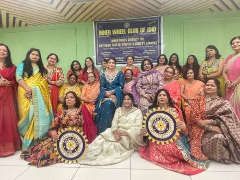 Three women received the title of Karwa Queen