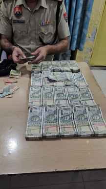 10 lakh rupees and foreign currency recovered from the car