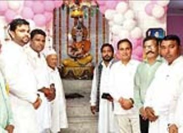 The city resounded with the chants of Maharishi Valmiki.