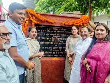 Four roads will be built in Ward-24 at a cost of Rs 1.20 crore.