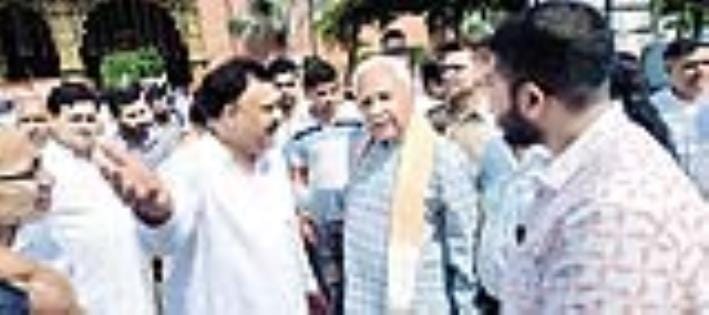 Dr. Subhash Chandra, the chief patron of Agroha Dham and former member of the Rajya Sabha, said that a building of Agroha Dham will be constructed at every pilgrimage site across the country.