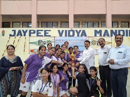 JPS Greater Noida team became the champion in the final