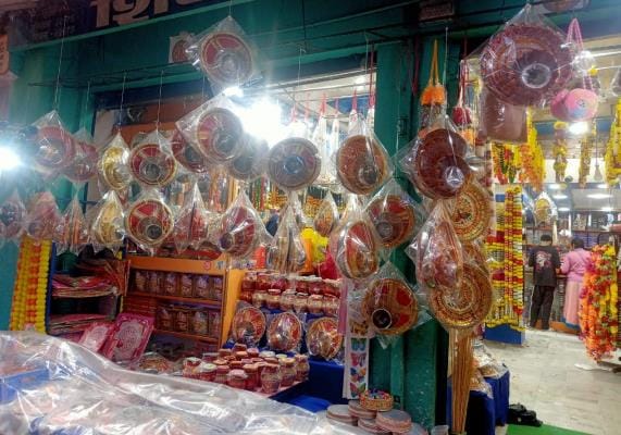 Markets decorated for Karva Chauth, better business expected